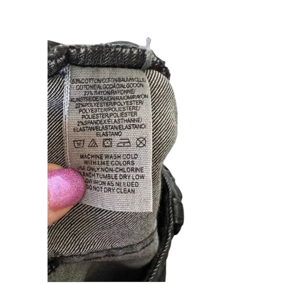 Free People Distressed Black Skinny Jeans - Picture 7 of 7